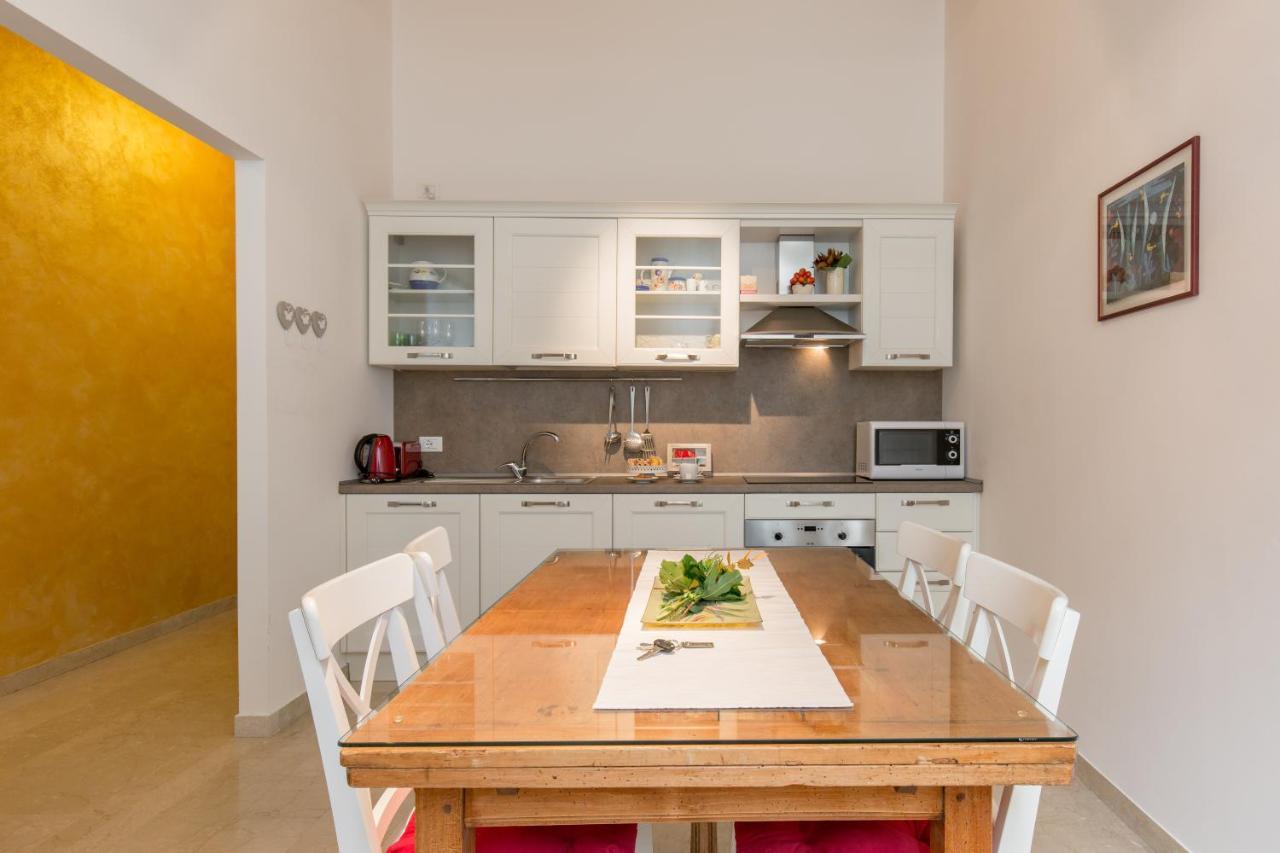 Antica Residenza Adua Apartment Verona Bagian luar foto
